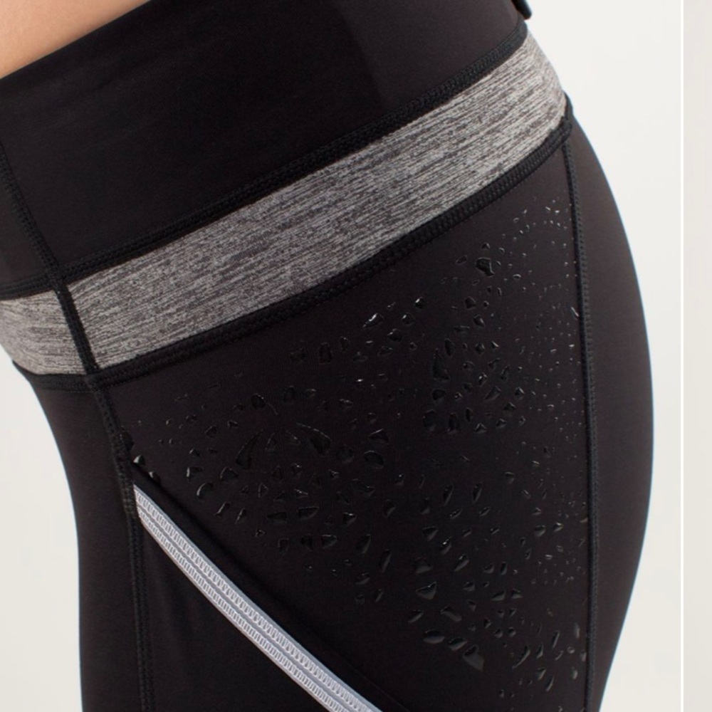 Lululemon Run A Marathon Crop
Black - Picture 10 of 10